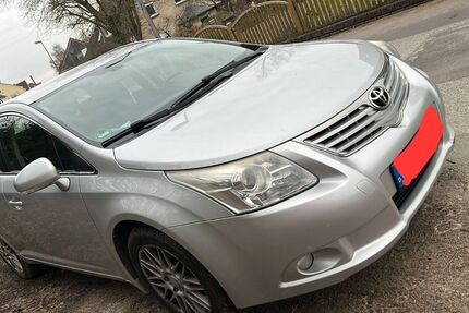 Toyota Avensis 289.400 km 2.900 &euro; Detmold 32758