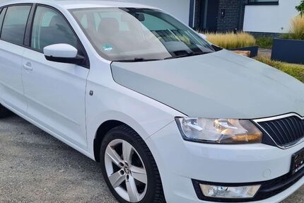 Skoda Rapid 77.000 km 6.999 € Paderborn 33106