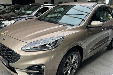 Ford Kuga 114.000 km 19.900 &euro; Detmold 32758