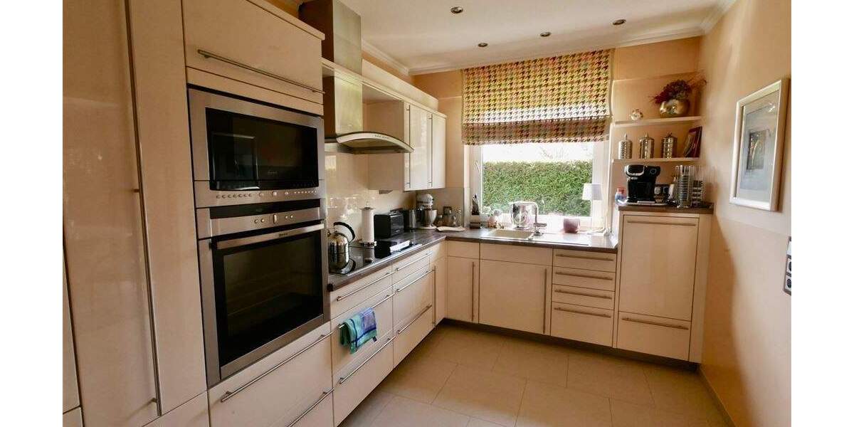 Mehrfamilienhaus, Wohnhaus Bad Lippspringe - 5 Zimmer, 180 m&sup2;, 752.000&euro; | Angebot:25682064