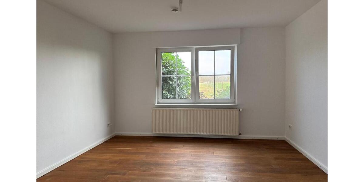 Erdgeschoßwohnung Verl - 3 Zimmer, 115 m&sup2;, 1.000&euro; | Angebot:26406003