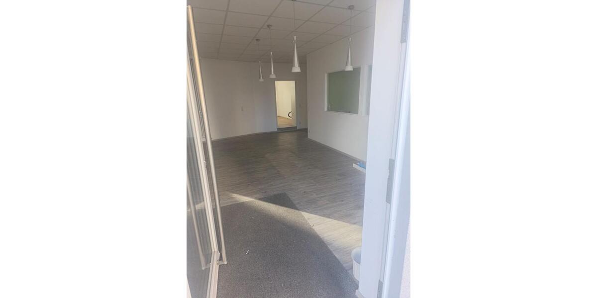 Gewerbeobjekt Steinheim - 700&euro; | Angebot:23484306