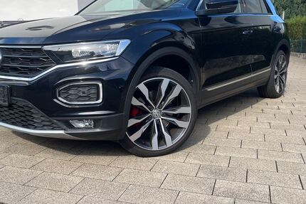 VW T-Roc 50.000 km 22.850 € Paderborn 33104