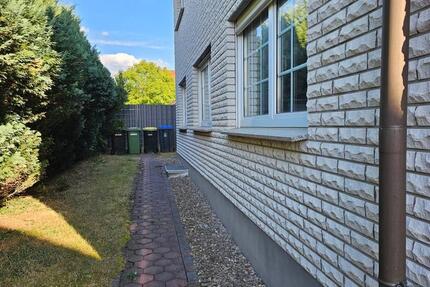 Detmold-Loßbruch - schöne, helle 3ZKB-Wohnung im EG 3 zimmer