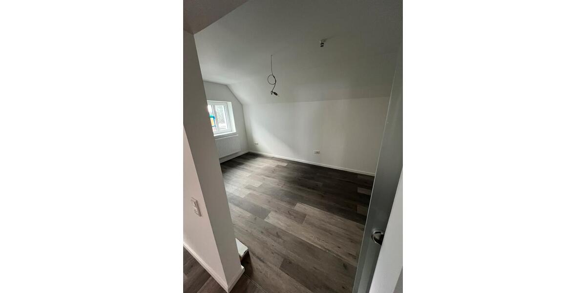 Etagenwohnung Brakel - 3 Zimmer, 68 m&sup2;, 850&euro; | Angebot:26267494