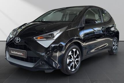 Toyota Aygo (X) 60.960 km 8.990 &euro; Paderborn 33104