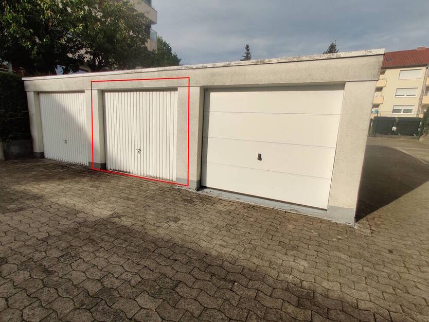Vermietete 3-Zimmer-Wohnung mit Garage in Bielefeld-Brackwede 3 zimmer