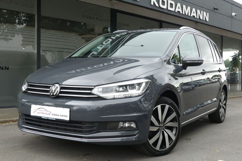 VW Touran 24.521 km 31.950 € Rheda-Wiedenbrück 33378