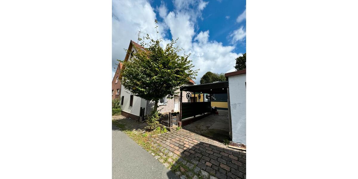 Einfamilienhaus Nieheim - 6 Zimmer, 160 m&sup2;, 115.000&euro; | Angebot:26939542