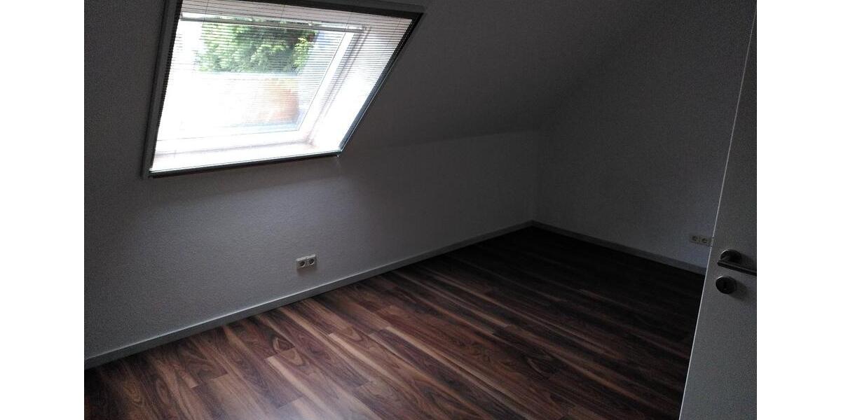 Dachgeschoßwohnung Paderborn - 3 Zimmer, 70 m&sup2;, 236.500&euro; | Angebot:25171734