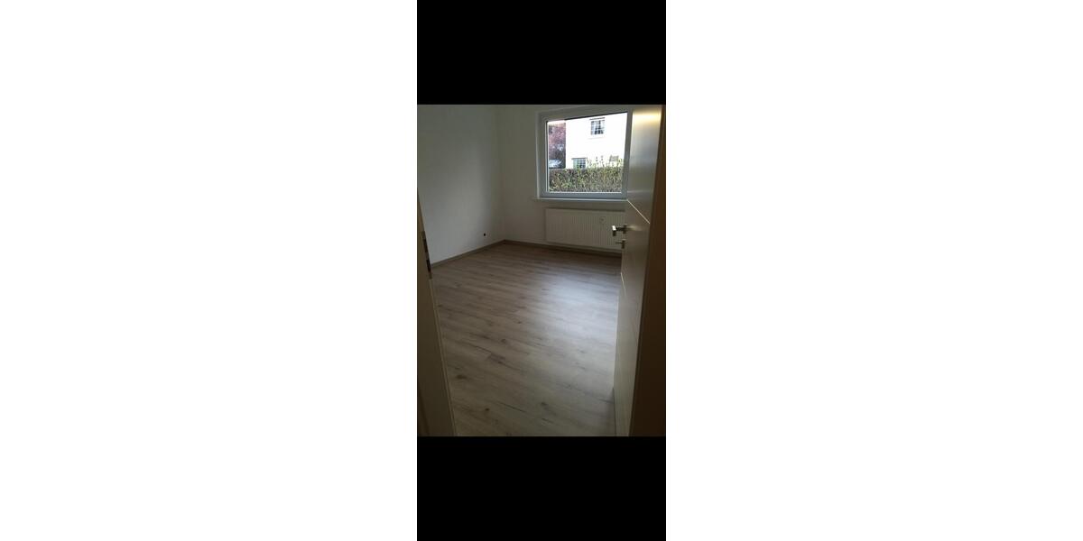 Mehrfamilienhaus, Wohnhaus Detmold Hakedahl - 11 Zimmer, 300 m&sup2;, 425.000&euro; | Angebot:27242738