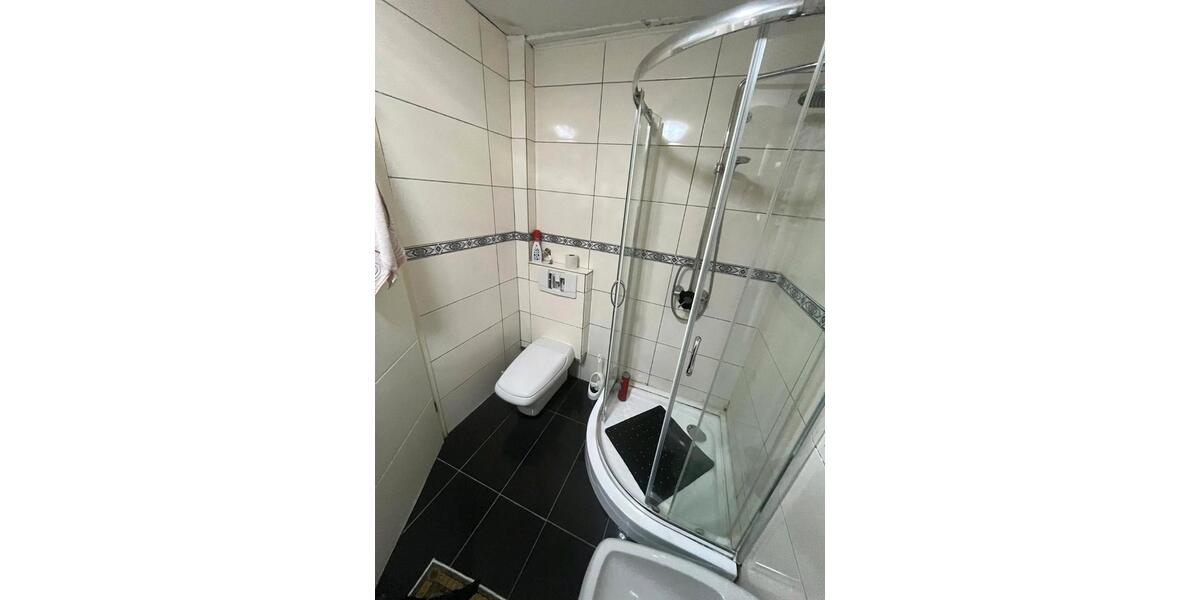 Einfamilienhaus Brakel - 7 Zimmer, 174 m&sup2;, 145.000&euro; | Angebot:25830575