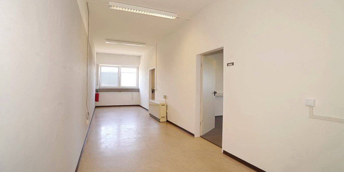 Gewerbeobjekt Paderborn Kernstadt - 3 Zimmer, 107 m&sup2;, 708&euro; | Angebot:26863476