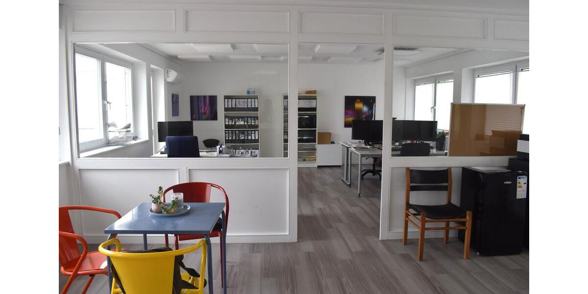 Geschäftsräume, Kosmetikstudio oder Praxis... in attraktiver Innenstadtlage von Bad Driburg. zimmer