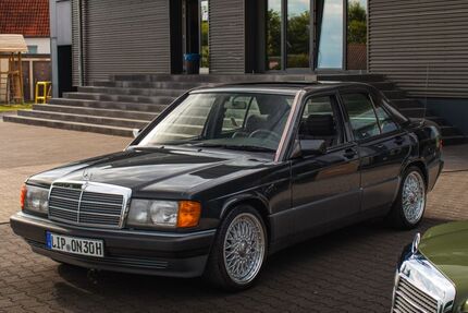 Mercedes-Benz 190 265.000 km 6.999 &euro; Detmold 32760