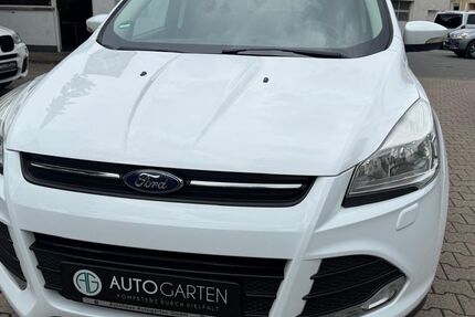 Ford Kuga 80.000 km 9.850 &euro; Paderborn 33098