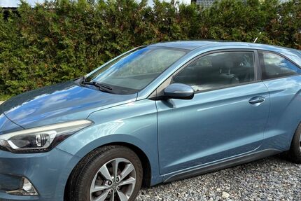 Hyundai i20 108.806 km 5.990 &euro; Salzkotten 33154