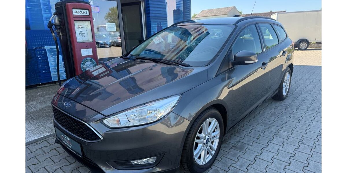 Ford Focus 71.153 km 9.399 &euro; Paderborn 33104