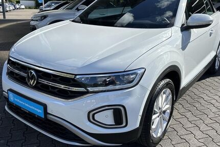 VW T-Roc 1.879 km 28.895 € Büren 33142