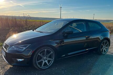 Seat Leon 120.000 km 11.900 &euro; Lichtenau 33165