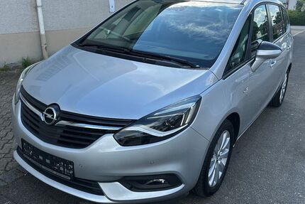 Opel Zafira 121.000 km 9.399 &euro; Paderborn 33100