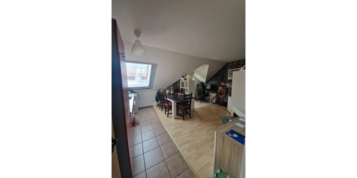 Dachgeschoßwohnung Paderborn Univiertel - 2 Zimmer, 42 m&sup2;, 390&euro; | Angebot:25396077