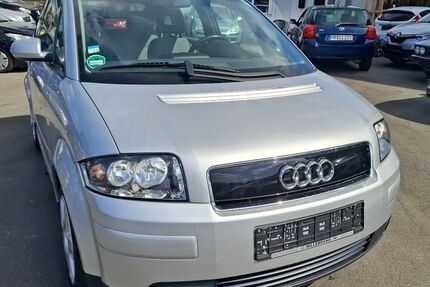 Audi A2 141.000 km 2.490 &euro; Paderborn 33100