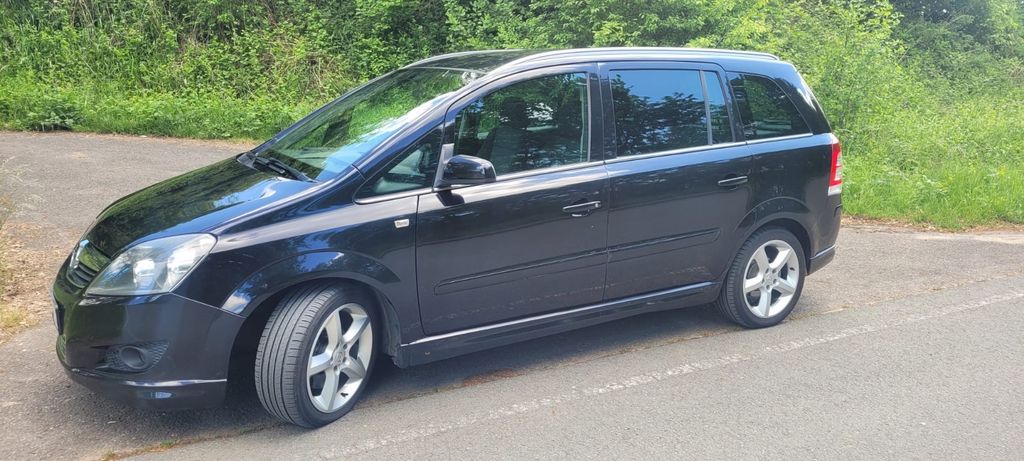 Opel Zafira 258.200 km 2.500 € Marsberg 34431
