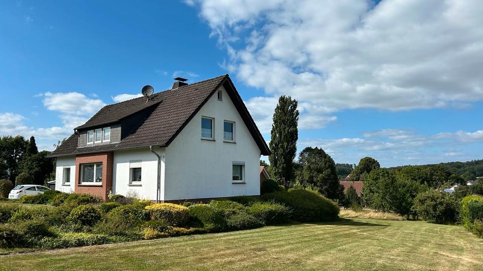 Einfamilienhaus Bad Driburg - 7 Zimmer, 160 m&sup2;, 175.000&euro; | Angebot:27295997