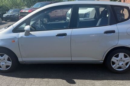 Honda Jazz 102.059 km 799 &euro; Schloß-Holte 33758