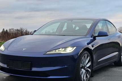 Tesla Model 3 15.031 km 45.997 € Bielefeld 33659