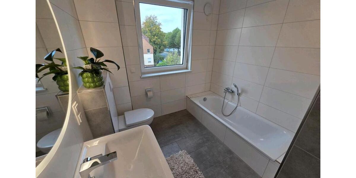 Etagenwohnung Paderborn - 4 Zimmer, 96 m&sup2;, 1.150&euro; | Angebot:27587070