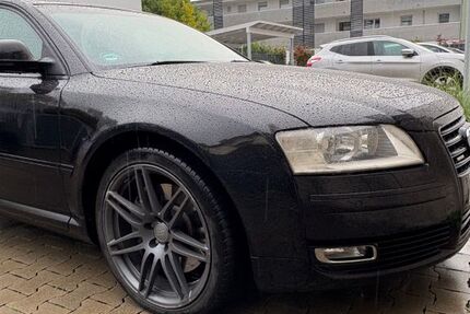 Audi A8 286.000 km 7.499 € Paderborn 33102