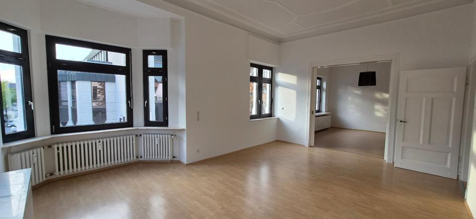 Etagenwohnung Lippstadt - 5 Zimmer, 154 m&sup2;, 1.375&euro; | Angebot:27600520