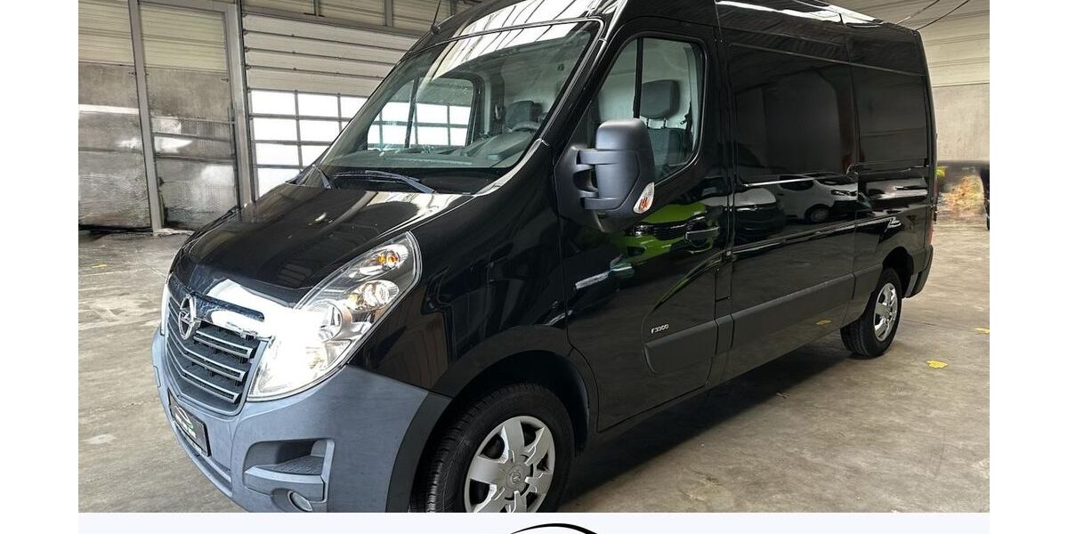 Opel Movano 219.000 km 8.899 &euro; Paderborn 33100