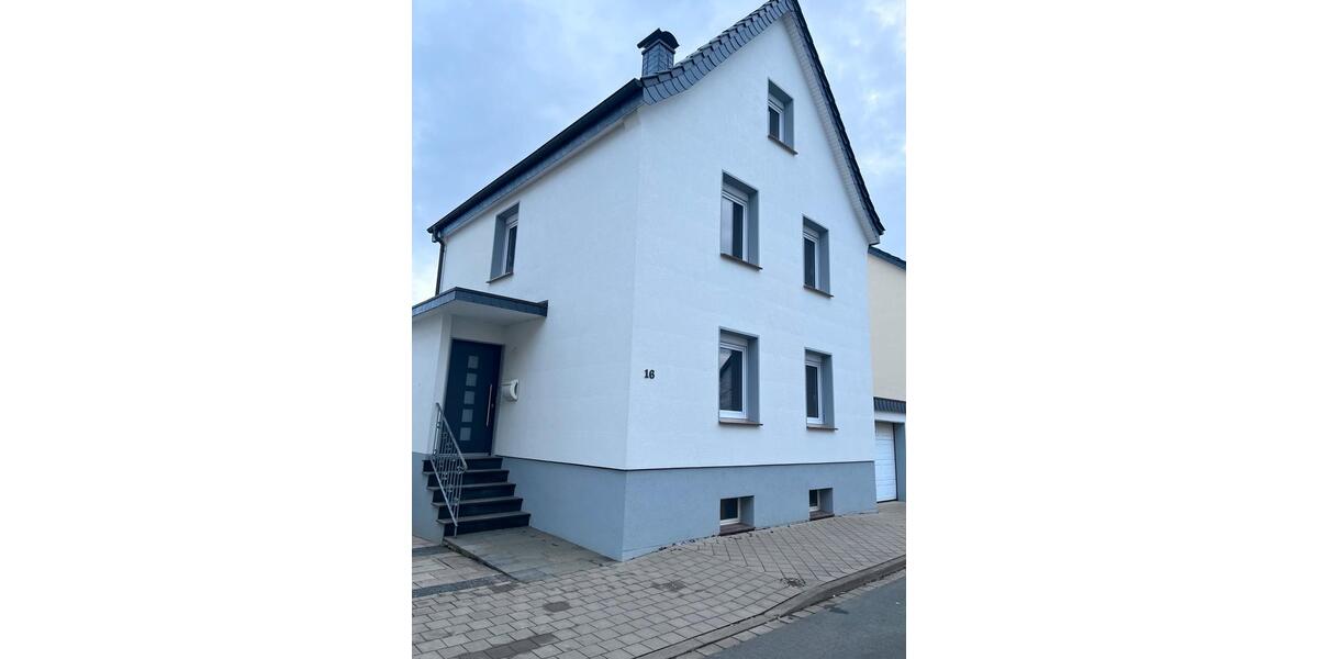 Einfamilienhaus Lippstadt - 5 Zimmer, 100 m&sup2;, 1.500&euro; | Angebot:25208881