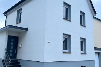 Haus Lippstadt - 5 Zimmer, 100 m&sup2;, 1.500&euro; | Angebot:25208881
