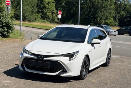 Toyota Corolla 159.000 km 17.900 &euro; Horn-Bad Meinberg 32805