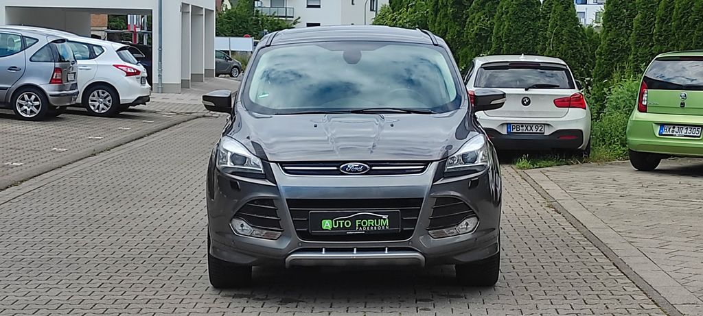 Ford Kuga 178.000 km 6.999 &euro; Paderborn 33102