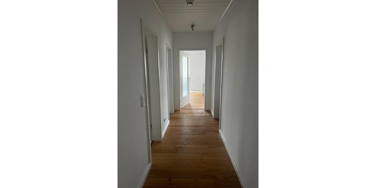 Etagenwohnung Detmold Hiddesen - 3 Zimmer, 80 m&sup2;, 850&euro; | Angebot:26108052