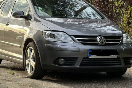 VW Golf Plus 153.009 km 4.500 &euro; Schloß Holte- Stukenbrock 33758