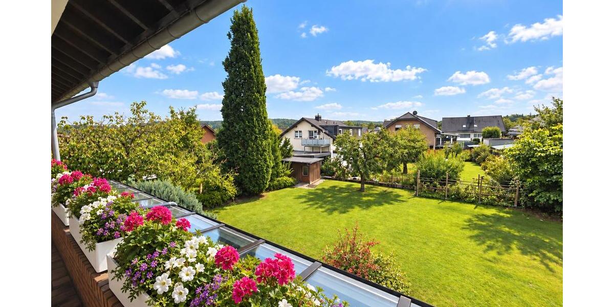 Nahe Paderborn - Exklusive 2 Zi.-Wohnung mit Südbalkon & Garten - 2- Willebadessen | Angebot:27531888