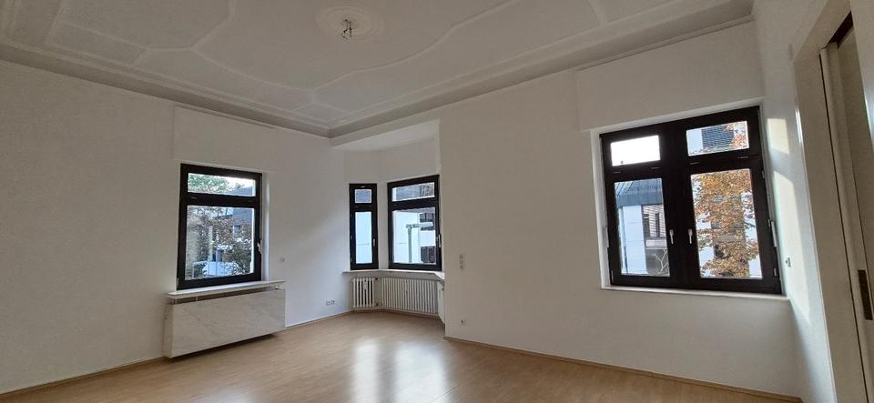 Etagenwohnung Lippstadt - 5 Zimmer, 154 m&sup2;, 1.375&euro; | Angebot:27600520