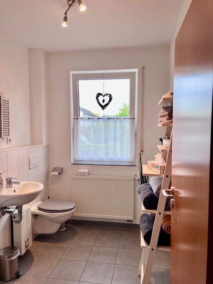 Wohntraum in Schloß-Nähe - großzügige 3-Zimmer-Wohnung in ruhiger Lage