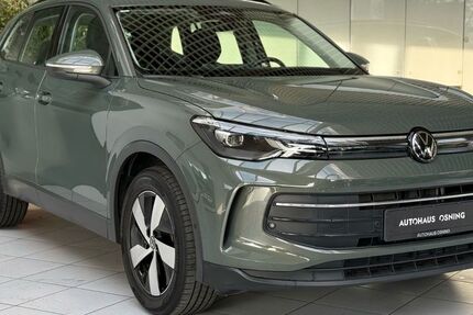 VW Tiguan 8.900 km 35.990 € Lage 32791