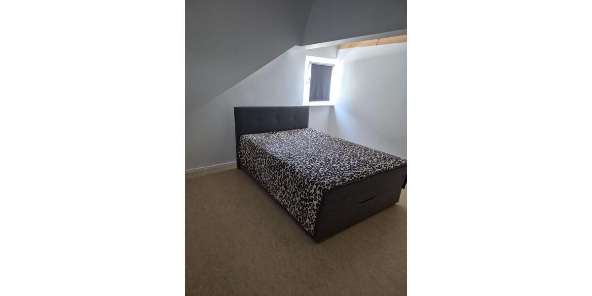 Dachgeschoßwohnung Hövelhof - 2 Zimmer, 65 m&sup2;, 800&euro; | Angebot:27626190