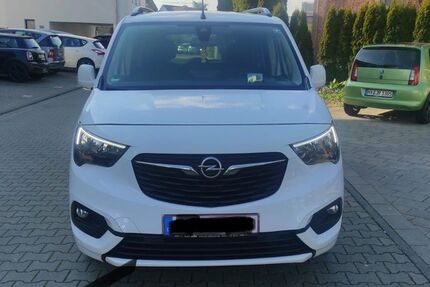 Opel Combo 157.000 km 10.899 &euro; Paderborn 33102