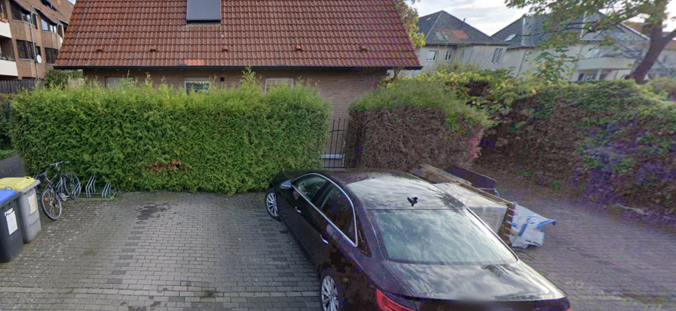 2x zentraler Parkplatz nähe Detmolder Tor 50€ zimmer