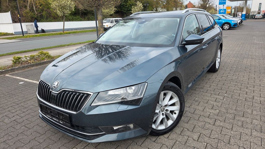 Skoda Superb 139.000 km 16.499 &euro; Salzkotten 33154