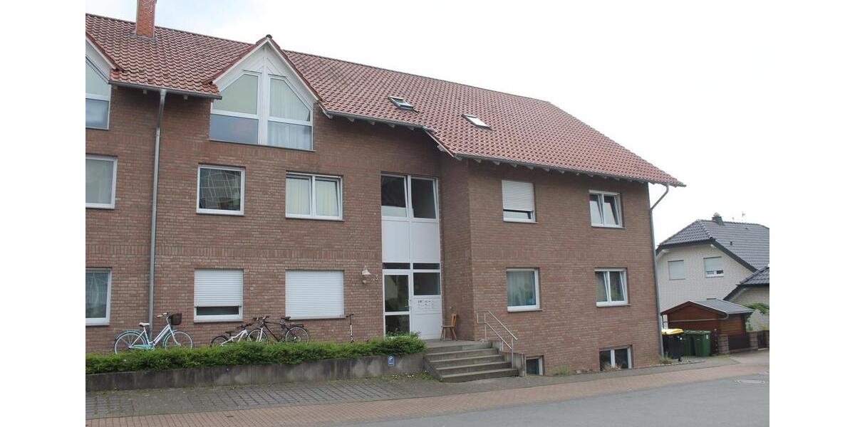Dachgeschoßwohnung Brakel - 2 Zimmer, 42 m&sup2;, 195&euro; | Angebot:26648380